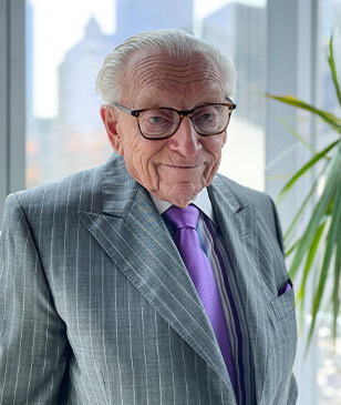 Larry Silverstein Profile Picture